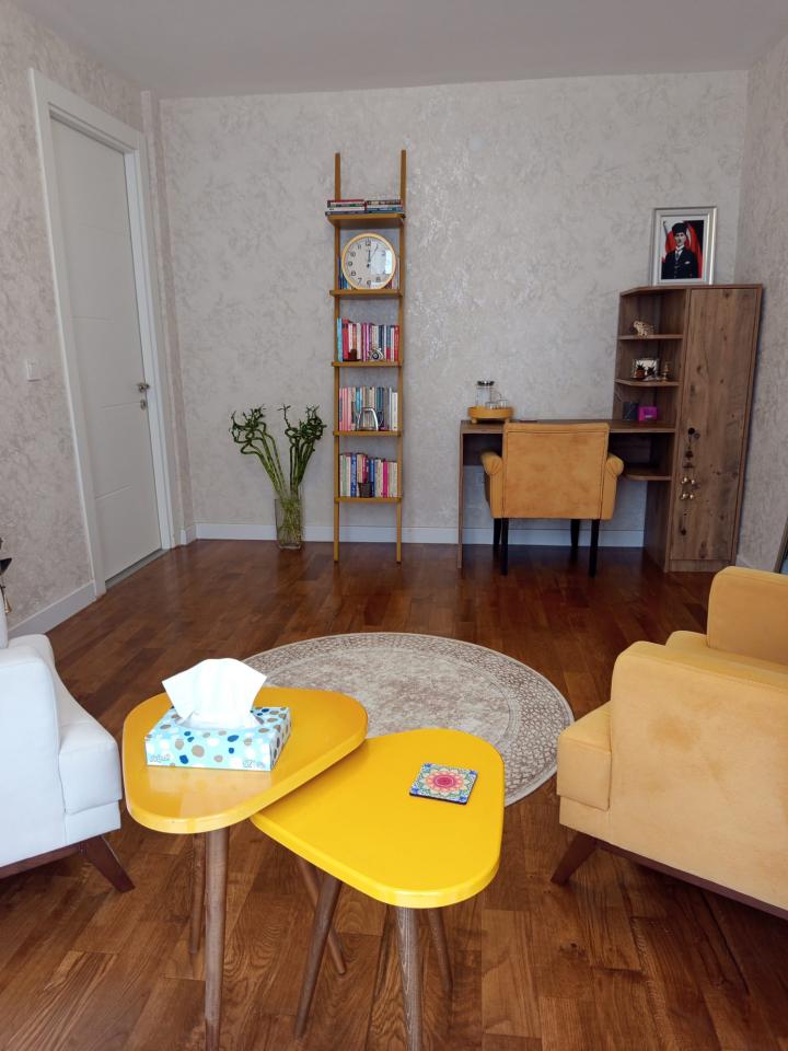 ofis sarı oda